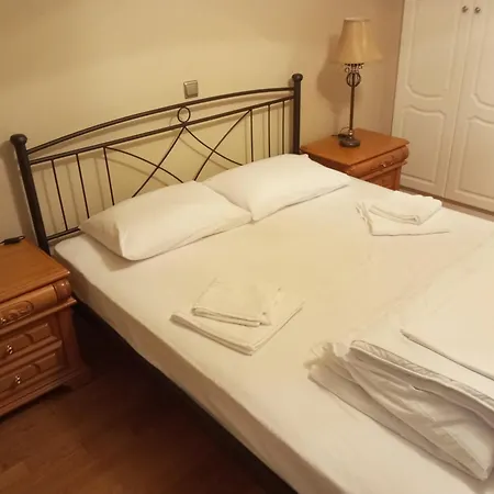 Apartment Luxury 2br Retreat In Marousi